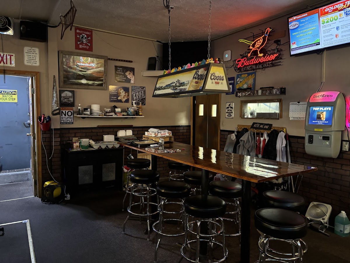 Brag N Rights Bar & Grill